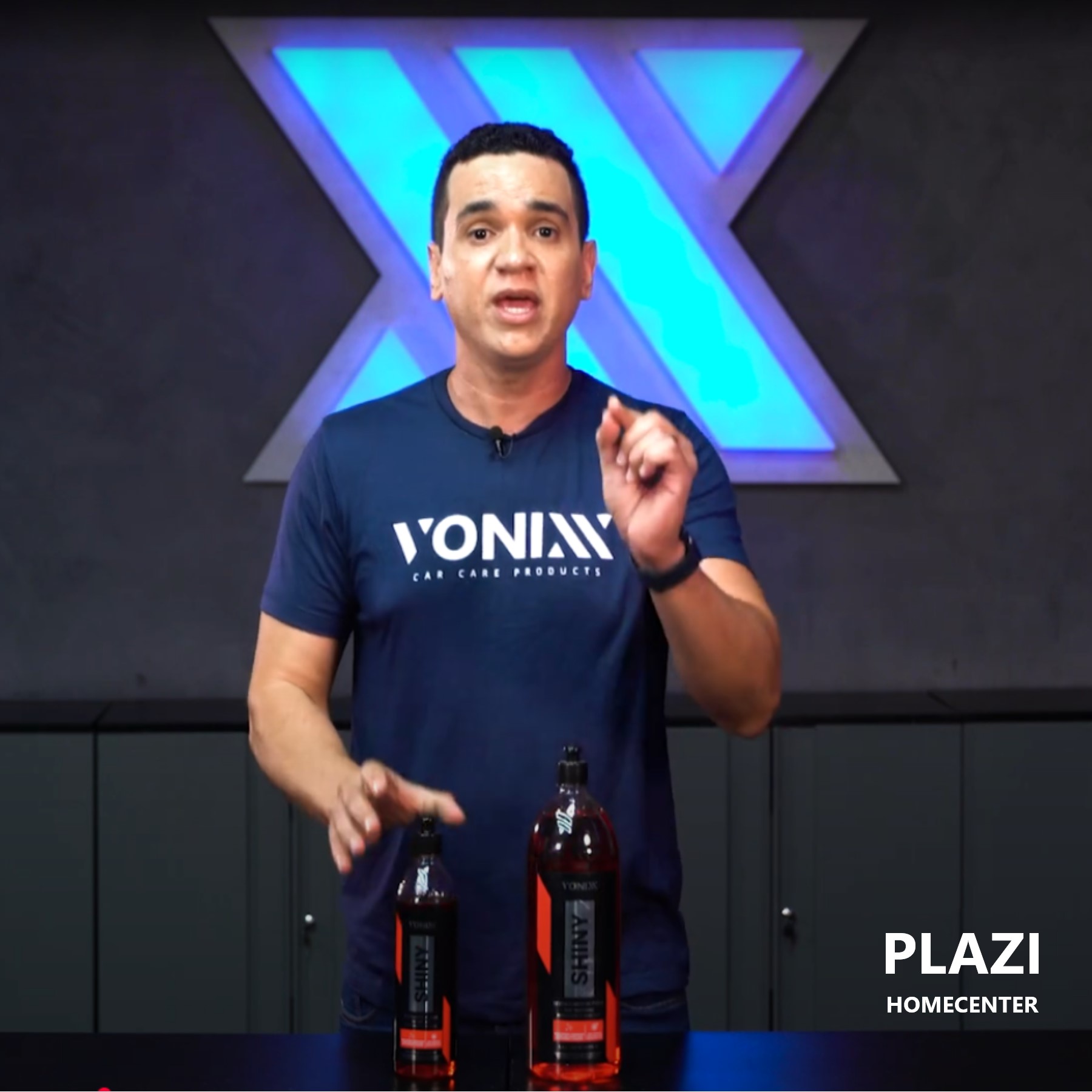 Shiny Vonixx — Abrillantador De Llantas Profesional 500 Ml Shiny Shiny Vonixx 500 Ml – Acondicionador De Neumáticos Con Brillo Negro Intenso. Protege, Hidrata Y Repele El Agua. Resultado Profesional Y Duradero.